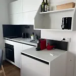 아파트 Amazing Sunny Flat With A Big Terrace *
